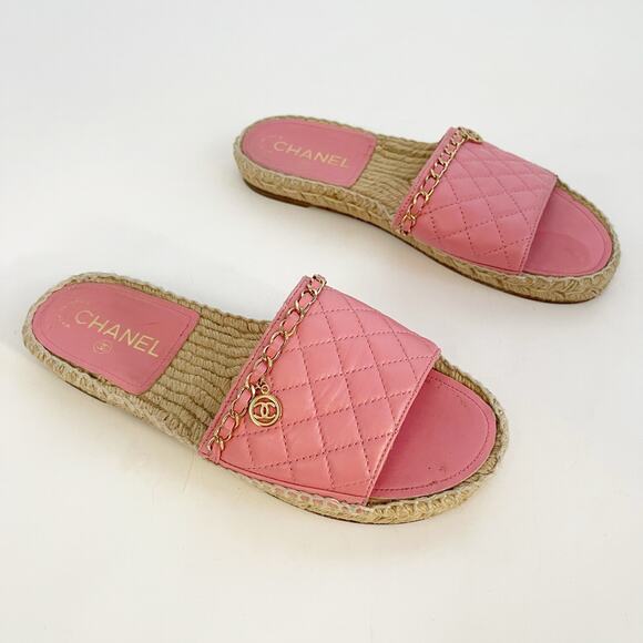 Chanel Pink Quilted Leather Chain CC Logo Espadrille Slide Sandals EU 38 - Picture 3 of 14